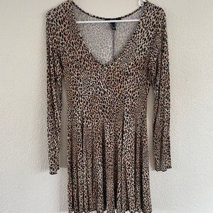 Forever 21 Leopard print mini dress-size M